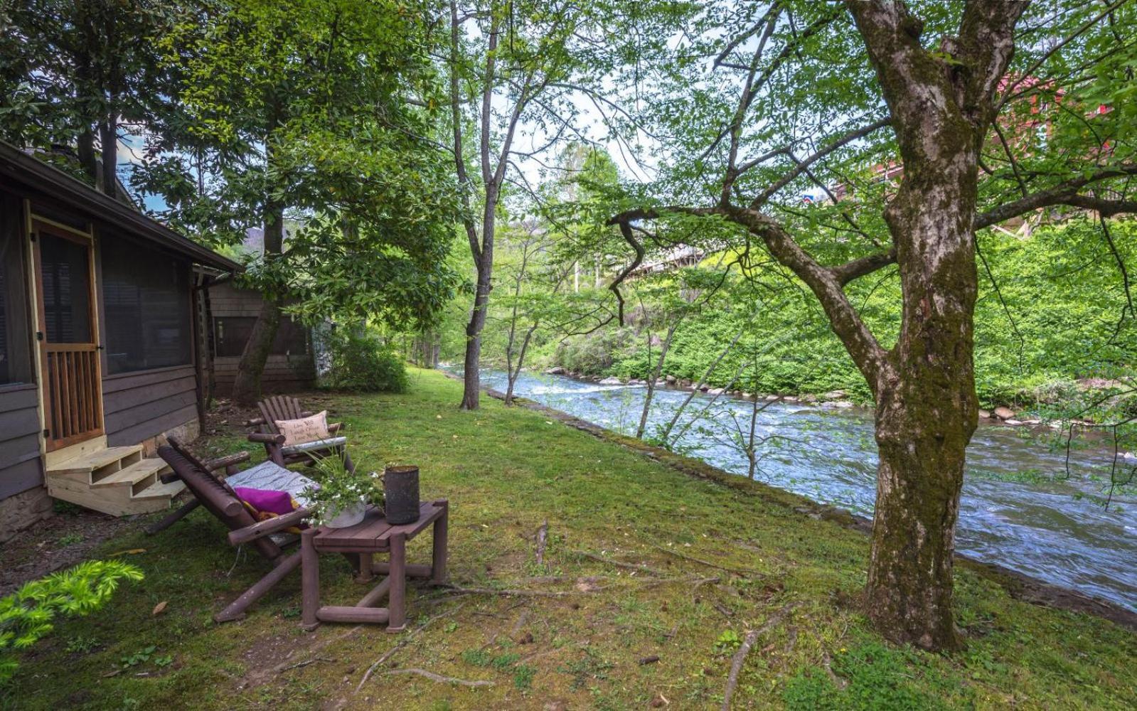 On The River Gatlinburg Exteriör bild